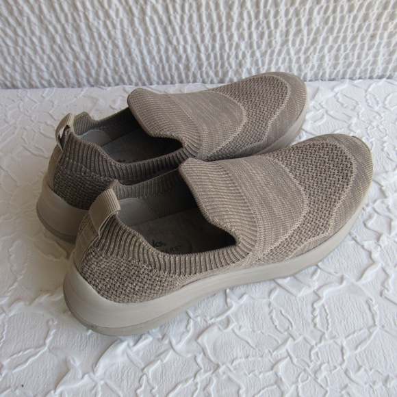 Clarks Cloudsteppers Shoes 8.5 Slip on Clean Inside Gray - Picture 6 of 9